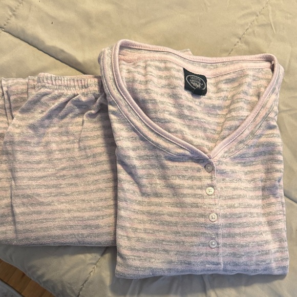 Laura Ashley Pink and Gray Pajamas - Picture 7 of 7
